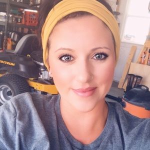 Meet your Posher, Josha